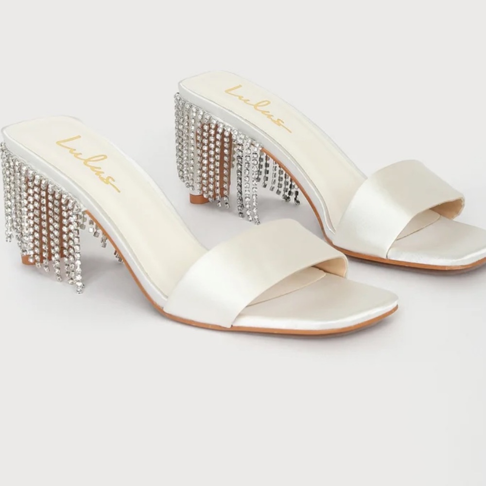 NWOT Lulu’s Heels: “Julianaa White Satin Rhinestone High Heel Sandals” Size 8
